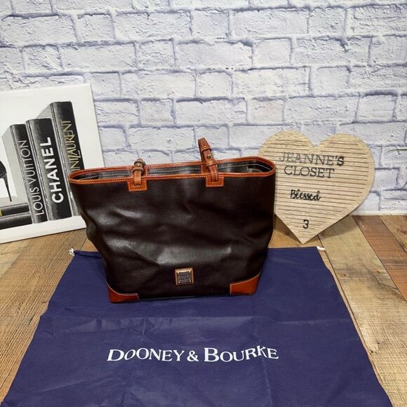 Dooney & Bourke Saffiano Leather Leisure Shopper - Picture 9 of 15